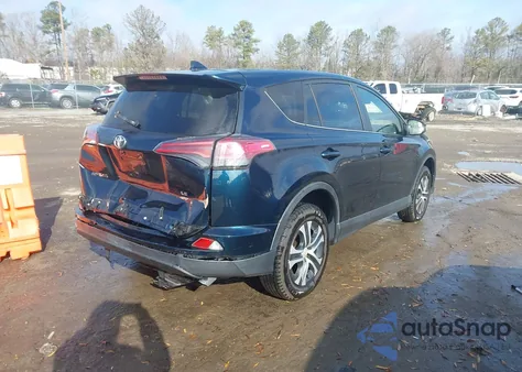 2018 Toyota Rav4 Le z USA, uszkodzony, nr VIN JTMBFREV5JJ227549